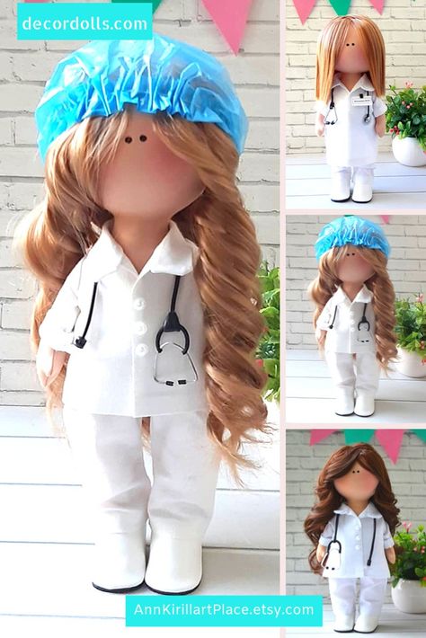 Doctor Doll, Chalk Pictures, Doctor Art, Pop Up Flower Cards, Doll Nursery, Doctor Outfit, Doll Decoration, Tilda Dolls, Cloth Dolls Handmade