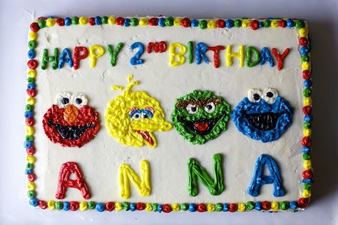 confetti sheet cake, muppet-style (icing instructions at the end) Sesame Street Sheet Cake, Chimney Cakes, Swedish Princess Cake, Patty Cake, Buckwheat Cake, Monkey Cake, Dessert Cakes, Toddler Ideas, Sesame Street Birthday Party