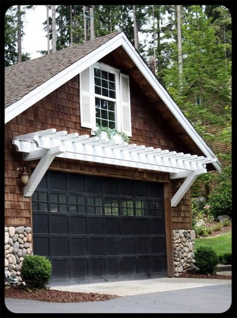 pergola Garage Pergola, Deco House, Garage Studio, Pergola Design, Casa Country, Painted Cottage, Garage Makeover, Garage Gym, Interior Modern