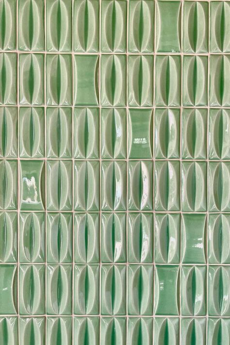 Green Mojito glazed Kiss & Bump New Terracotta tile layout. #newterracotta #greentile #interiordesign #3dtile #tilewall #glazedtile Light Green Kitchen Tiles, Green Tile Wall, Green Mojito, Light Green Kitchen, New Terracotta, Mood Tone, Green Tiles, John Marshall, Terracotta Tile