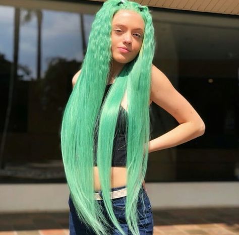 #Slime @imwoahvicky @Dadollhouse Whoa Vicky, Icky Vicky, Woah Vicky, Wig Colors, Colorful Hair, Movie Scenes, Black Women Hairstyles, Slime, Black Women