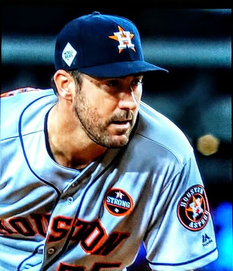 Justin Verlander Houston Astros 2017 World Series MLB Baseball Starter Detroit Tigers Justin Verlander, Astros Baseball, Detroit Tigers Baseball, Tigers Baseball, Baseball Art, Houston Texas, Play Baseball, Cardinals Baseball, Vintage Baseball