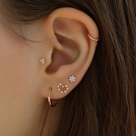 Shop our great range of minimalist stacking earrings and hoop ear piercings. We ship worldwide! These cartilage ear piercings are also ideal for upper lobe as well as helix, tragus, conch, rook, snug Upper Ear Piercing, Minimalist Ear Piercings, Unique Ear Piercings, 9ct Gold Earrings, Ear Piercings Chart, Cool Ear Piercings, Pretty Ear Piercings, Cartilage Piercings, Cute Ear Piercings