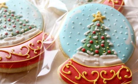 Snowglobe Cookies Christmas, Snow Globe Cookies, Globe Cookies, Snowglobe Cookies, Cookie Shapes, Gingerbread Cookies Decorated, Flooding Cookies, Unusual Pictures, Cookies Ideas