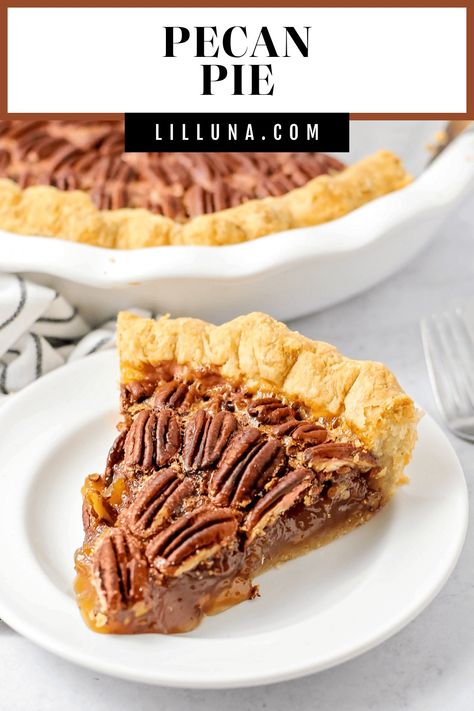 Our BEST and easiest buttery pecan pie requires only a handful of ingredients and has a quick prep - a classic that's perfect all year! #pecanpie #pie #pecan #pierecipes #thanksgivingpies 1914 Pecan Pie Recipe, 1914 Pecan Pie Without Corn Syrup, 1914 Pecan Pie, Pioneer Woman’s Pecan Pie Recipe, Jack Daniel’s Pecan Pie, Best Pecan Pie, Pecan Pie Easy, Sweet Caroline, Thanksgiving Pies