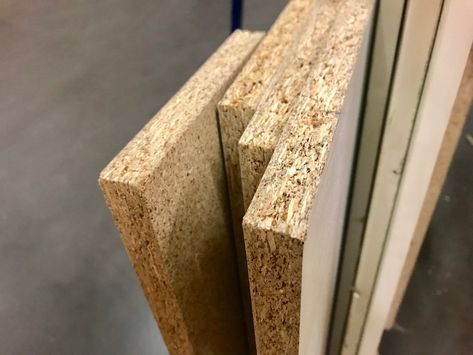 MDF Vs Particle Board- What is the Difference? - HomeLane Blog Particle Board Floor, Particle Board Furniture, Diy Tables, Particle Wood, Wood Arch, Recycling Process, Carpentry Diy, Nails And Screws, Wood Fiber