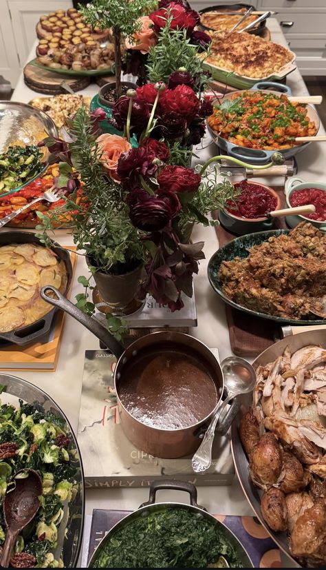 Friendsgiving Black People, Friendsgiving Buffet, Black People, Thanksgiving, Quick Saves