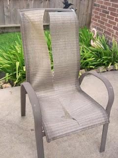 I know, not the best picture but it can be good as new! Chair Repair, Furniture Repair, Ottoman Set, Home Repairs, Redo Furniture, Diy Outdoor Furniture, Refinishing Furniture, A Chair, Furniture Projects