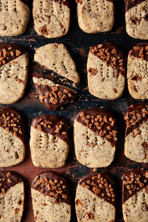 Chai Tea Shortbread Cookies, Coffee Toffee Snowball Cookie, Cookies With Coffee In Them, Coffee Toffee Cookies, Butter Pecan Shortbread Cookies, Coffee Shortbread Cookies, Toffee Shortbread Cookies, Coffee Shortbread, Coffee Bean Cookies