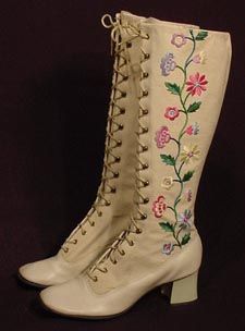 so beautiful!! 1960s Boots, 60s Boots, 60s Gogo, Granny Boots, Lane Boots, Embroidered Boots, Gogo Boots, Penny Lane, Vintage Boots