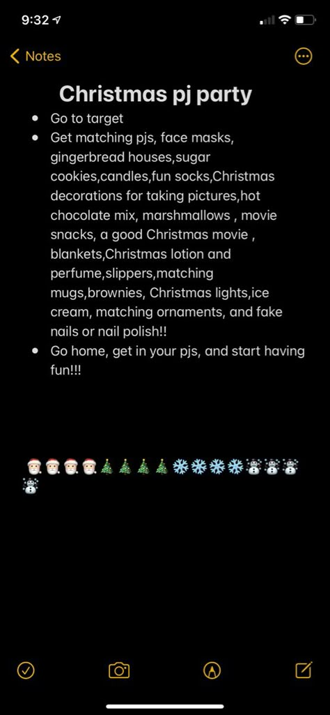 Christmas Hangout Ideas With Friends, Best Friend Christmas Sleepover Ideas, Friend Xmas Party, Christmas Friend Activities, Christmas Eve Sleepover Ideas, Christmas Hang Out Ideas, Fun Things To Do At A Christmas Party, Preppy Christmas Sleepover Ideas, Christmas Party Ideas With Friends