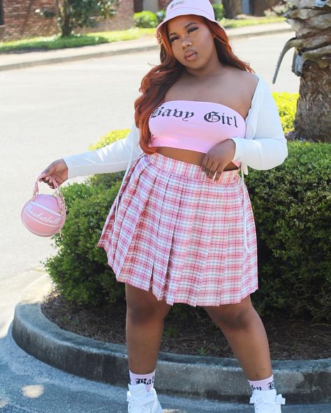 Pink Plaid Skater Skirt Outfit with Air Force Ones Outfit With Air Force, Pink Airforce 1 Outfit, Pink And Black Plaid Skirt Outfit, Pleated Skirt Outfit Baddie, Plaid Skater Skirt Outfit, Air Force 1 Outfit Winter, Pink Plaid Skirt Outfit, Pink White Plaid Skirt, Outfits With Air Forces