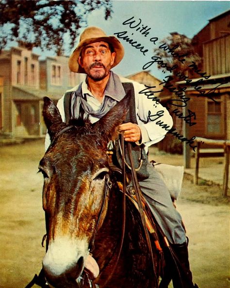 Festus with Ruth. The place my horses name came from!!!! Mammoth Mule, Turkey Hunt, Ken Curtis, Horse Pens, Ben Johnson, Western Hero, Western Film, Tv Westerns, Western Movie