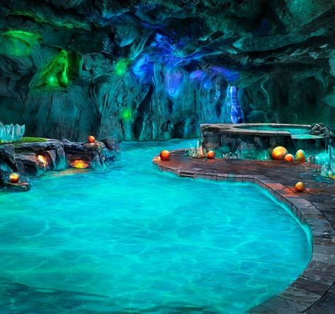 Underground Swimming Pool, Underground Pool, Florida Mansion, Underwater House, Dream Backyard Pool, Beautiful Bedroom Decor, Dream Bedroom Inspiration, Pool Art, Modern Villa Design