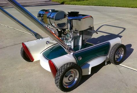 My next lawn mower. Mowing isn't so bad when your mower looks like a hot rod, right?! Lawn Mower Tractor, Push Mower, Go Carts, Old Tractors, Garden Equipment, Garden Tractor, Pedal Cars, Lawn Tractor, Mini Bike