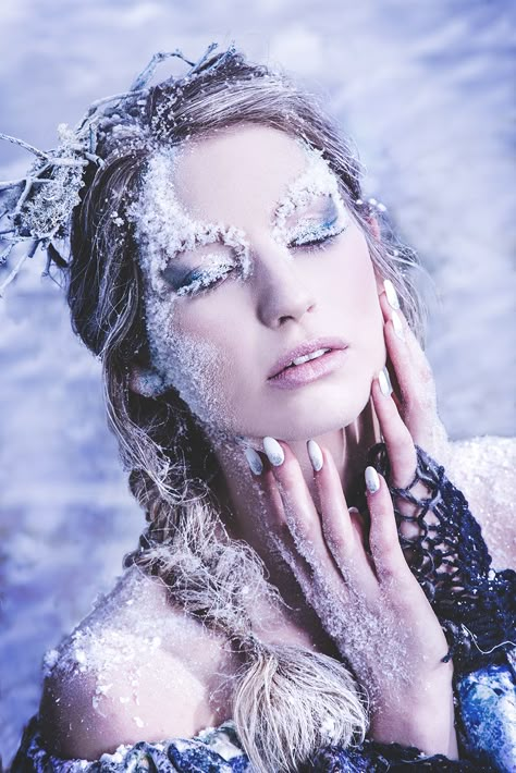 Photoshoot Snow, Winter Solstice Photoshoot, Frostbite Photoshoot, Ice Photoshoot, Ice Woman, Ice Mermaid, Icy Photoshoot, Frost Bite Makeup, Frostbite Makeup