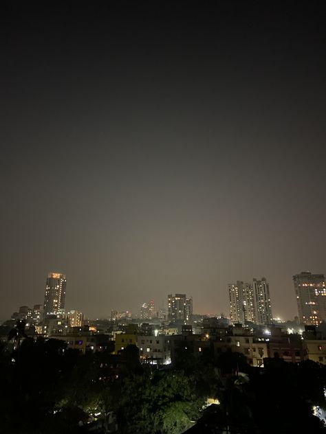 nights on rooftop in kolkata Kolkata Night Aesthetic, Kolkata Night View, Kolkata Photography, Hair Inspiration Long, Black Pink Background, Driving Pictures, Night Driving, City Photography, Winter Night