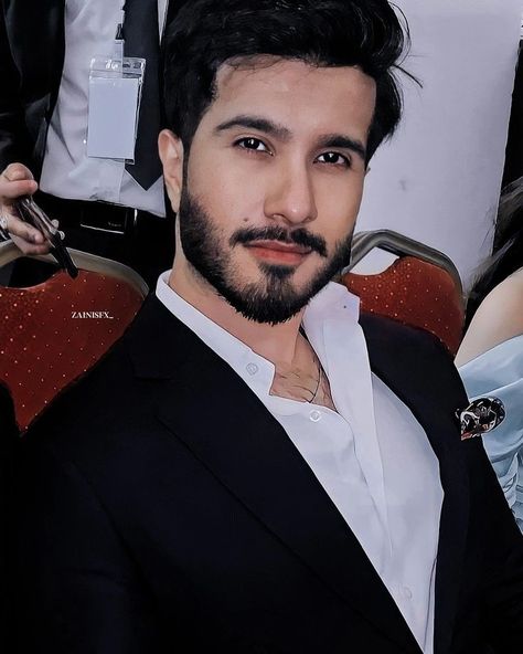 Feroz Khan Dp, Feroze Khan Pics, Khan Dp, Dp Attitude, Boyfriend Girlfriend Pictures, Firoz Khan, Black Dp, Attitude Boy, Khuda Aur Mohabbat