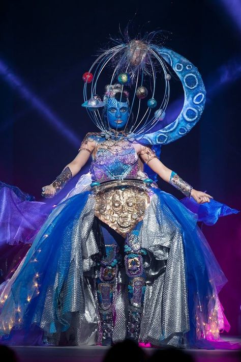 2018 Bank of Ireland Junk Kouture Western Regional Finalists Junk Kouture Recycled Fashion, Junk Kouture, Punk Subculture, Gcse Art, Recycled Fashion, Future Fashion, Art Project, Art Projects, Lily