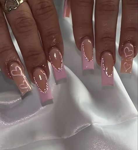 Nail Color And Design, Trending Nail Colors, Hairstyle Ideas For Medium Hair, Acrylic Nail Designs Coffin, Pool Hairstyle Ideas Black, Nail Colors And Designs, Pool Hairstyle Ideas, Girly Acrylic Nails, French Tip Acrylic Nails