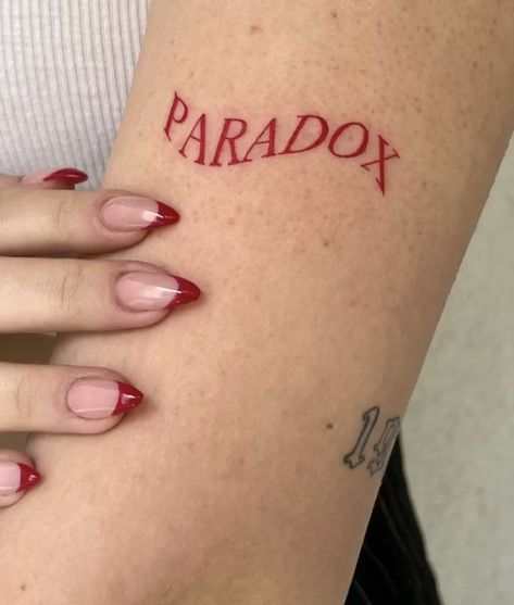 Tattoo Ideas For Couple, Simple Gothic Tattoos, Paradox Tattoo, Tattoos Life, Tattoo For Man, Tattoos Placement, Tattooed Hands, Tattoo Prints, Gothic Tattoos