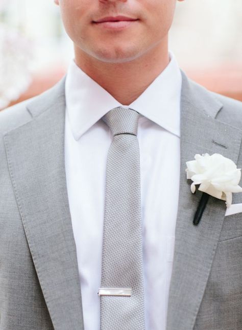 White Tuxedo Wedding, Light Grey Suit, Gray Groomsmen Suits, Groomsmen Grey, White Tux, Grey Suit Men, Light Grey Suits, Groom And Groomsmen Attire, Silver Tie