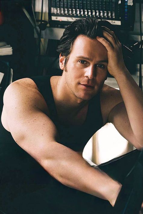 Jonathan Groff | Out Magazine | May 14, 2024 | 📷 Dean Isidro Jonathan Groff Glee, Cast Of Hamilton, Hamilton Cast, Jonathan Groff, Out Magazine, King George Iii, Celeb Crushes, Broadway Musicals, Dr Who