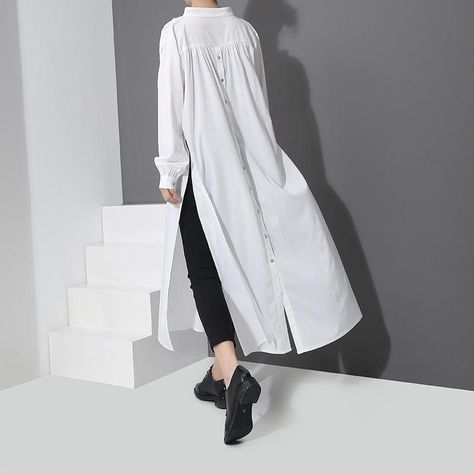 204da255aea2cd4a75ace6018fad6b4ddesc49451361ri Edgy Dress, Woman In White, Women Fashion Edgy, Long Shirt Dress, White Shirt Dress, Long Style, Button Dress, White Shirts, Sleeves Pattern