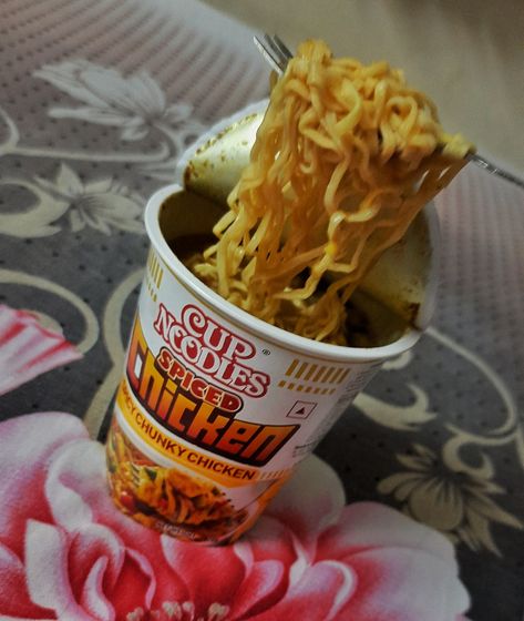 #noodles #cupnoodles #chickennoodles #noodleaesthetic #chinesefood Noodles Chicken, Chicken Noodles, Cup Noodles, Chicken Noodle, Chinese Food, Japanese Food, Ramen, Noodles, Ram