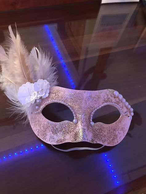 Masks For A Masquerade Ball, Fancy Mask Party Masquerade Ball, Feather Masquerade Mask Diy, Easy Masquerade Mask, Masquerade Mask Diy Prom, Masquarede Ball Masks Diy, Masquerade Ball Mask Diy, Diy Mask For Masquerade Ball, Masquerade Mask Ideas Diy