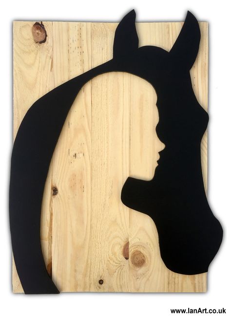 Horse Wood Art, Wood Horse Decor, Wooden Art Ideas, Horse Diy Crafts, Horse Decorations, Wood Silhouette, Minwax Stain Colors, Tre Kunst, Intarsia Wood Patterns