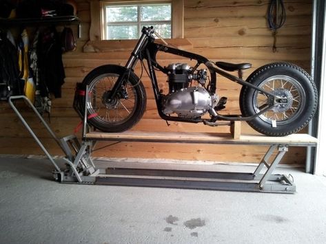 Homemade work station? - Tech Help/Race Shop - Motocross Forums / Message Boards - Vital MX Diy Motorcycle Lift, Motorcycle Lift Table, Homemade Motorcycle, Motorcycle Lift, Bike Lift, Motorcycle Workshop, Diy Motorcycle, Chopper Bobber, Lift Table