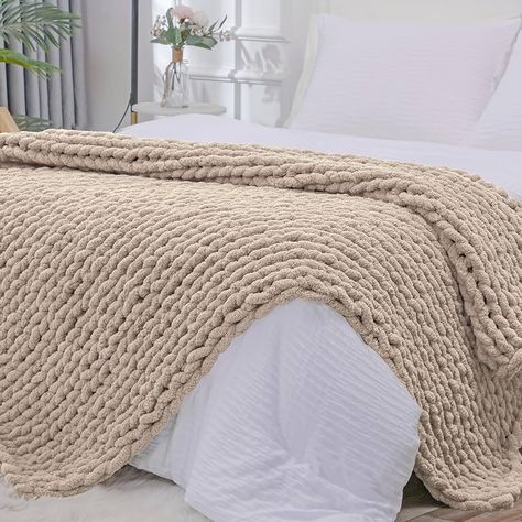 Thick Blankets, Cable Knit Blanket, Blankets For Couch, Cable Knit Blankets, Chenille Blanket, Chunky Crochet Blanket, Thick Blanket, Chenille Throw, Chunky Knit Throw