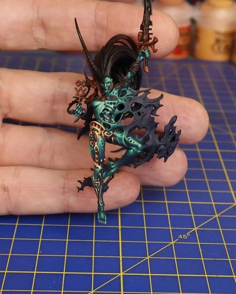 Ynnari Army, Ynnari 40k Army, Aeldari 40k, Drukhari Hellions, Harlequin Warhammer, Drukhari Paint Schemes, Drukhari Archon Conversion, Warhammer 40k Tyranids Miniatures, Warhammer Eldar