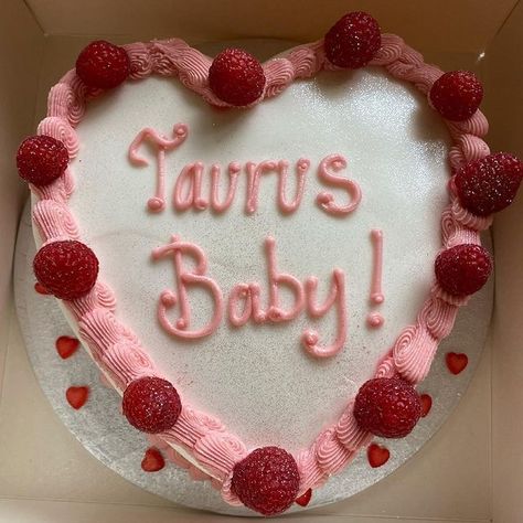 Heart Birthday Cake Taurus, Taurus Birthday Cake Aesthetic, Taurus Baby Cake Aesthetic, Taurus Heart Cake, Taurus Bday Cake, Taurus Season Cake, Taurus Cake Aesthetic, Taurus Cakes, Taurus Szn Cake