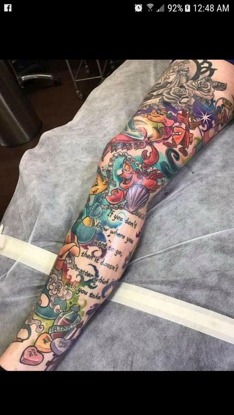 I love this! Tattoo Bein Frau, Disney Inspired Tattoos, Disney Sleeve Tattoos, Disney Sleeve, Full Leg Tattoos, Tattoos Sleeve, Wonderland Tattoo, Inspired Tattoos, Disney Tattoo