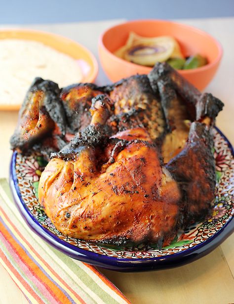 A family-style feast of chile-marinated chicken, grilled veggies and warm corn tortillas. Grilled Red Snapper, Tex Mex Chicken, Puerto Rican Cuisine, Chicken Grilled, Texas Food, Adobo Chicken, Marinated Steak, Grilled Veggies, Sweet Citrus