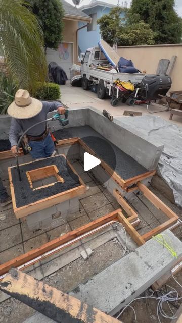 Banuelos Landscape on Instagram: "Sunken fire pit seating area!🫠🫠🫠🫠🫠🔥🔥🔥🔥🔥 . . . . . . #landscape #concrete #concreto #firepit #artistsoninstagram #artist #business #explore #explorepage #trending #trendingreels #viral #viralreels #banueloslandscaping" Sunken Fire Pit, Mudroom Benches, Outdoor Fire Pit Seating, Sunken Patio, Sunken Fire Pits, Fire Pit Seating Area, Outside Fire Pits, Window Mudroom, Small Fire Pit