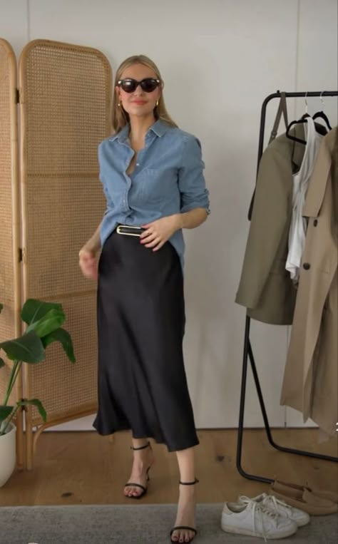 satin skirt outfits ideas best outfit autumn 2023 midi silk skirt how to wear long skirt Navy Slip Skirt Outfit Summer, Summer Black Satin Skirt Outfit, Fall Outfits 2023 Modest, Pleated Silk Skirt, Navy Blue Slip Skirt Outfit, Black Silk Skirt Outfit Spring, Black Slip Skirt Outfit Work, Long Slip Skirt Outfit, Silk Skirt Spring Outfit