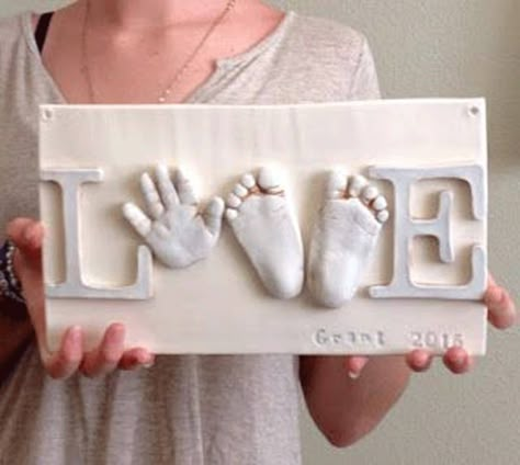 Awe, I want to do this! Baby Boy Keepsake Ideas, Baby Casting Ideas, Vom Avea Un Copil, Perlengkapan Bayi Diy, Personalized Nursery Art, Baby Heirloom, Baby Nursery Prints, Baby Deco, Baby Nursery Art