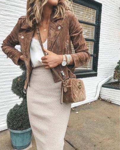 My Style | Sweet Shady Lane, jeans, heels, trendy, inspo, ootd, outfit, style, aesthetic, simple, neutrals, fashion blogger, fashion, sweaters, fall outfits Outfit Minimalista, Edgy Fashion Outfits, Fall Fashion Coats, Outfit Essentials, Cozy Fall Outfits, Spring Work Outfits, Oversized Sweaters, Business Casual Outfits For Work, Traje Casual