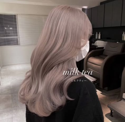 Beige Hair Color, Beige Blonde Hair, Ulzzang Hair, Hair Color Asian, Mushroom Hair, Beige Hair, Korean Hair Color, Hair Color Underneath, Ash Hair Color