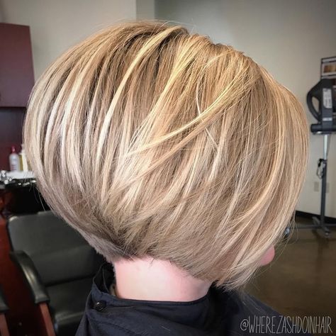 Graduated Bob Hairstyles, Graduated Bob Haircuts, Κούρεμα Bob, Angled Bob Hairstyles, Stacked Bob Hairstyles, Stacked Bob Haircut, Bob Hairstyles For Thick, Wavy Bob Hairstyles, Medium Bob Hairstyles