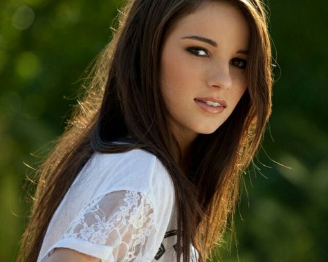 Madison Morgan Morgan Wallpaper, Madison Morgan, Melanie Iglesias, Hair Reference, Long Hair Styles, Hair Styles, Hair, Beauty