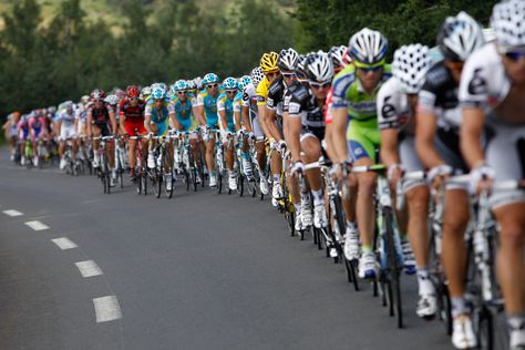 2010 Tour de France - part II - Photos - The Big Picture - Boston.com Centered Riding, Messi Y Cristiano, Perang Dunia Ii, Cycling Pictures, Cycling Race, Rio Olympics 2016, I Want To Ride My Bicycle, Glasgow Scotland, Rio 2016