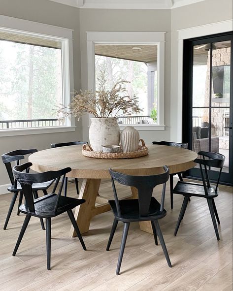 Dining Table With Grey Chairs, Round Kitchen Table Farmhouse, Kitchen Dining Room Round Table, Grey Farmhouse Dining Room Table, Farmhouse Table Modern Chairs, Round Dining Room Table And Chairs, Rustic Round Table With Modern Chairs, Dining Room Decor Grey Floor, Kitchen Table Modern Farmhouse