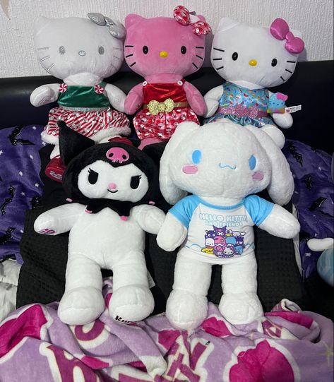 Kuromi Build A Bear, Sanrio Build A Bear, Hello Kitty Build A Bear, My Sanrio, Kuromi Stuffed Toy, Big Sanrio Plushies, Sanrio Items, Goth Hello Kitty Plush, Hello Kitty Shop