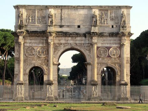 Walls Of Constantinople, Ancient Rome City Map, Roman Triumphal Arch, Arch Of Constantine, Capitoline Museum Rome, Beautiful Entryways, Living In Italy, Vatican Museums, The Arch