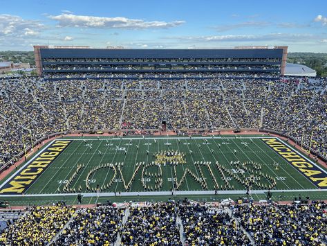 Michigan Marching & Athletic Bands on Twitter: "Love is love and love wins! 🏳️‍🌈🏳️‍⚧️ Beyond proud to have brought this show to the field. Video coming soon! @UMSpectrumCtr #UMichBand #GoBlue #TakeTheField… https://t.co/RWCTkKHQIE" Marching Band Shows, Sister Sledge, Katherine Schwarzenegger, Moving To Hawaii, Sports Awards, Love Wins, Cyndi Lauper, Diana Ross, Go Blue