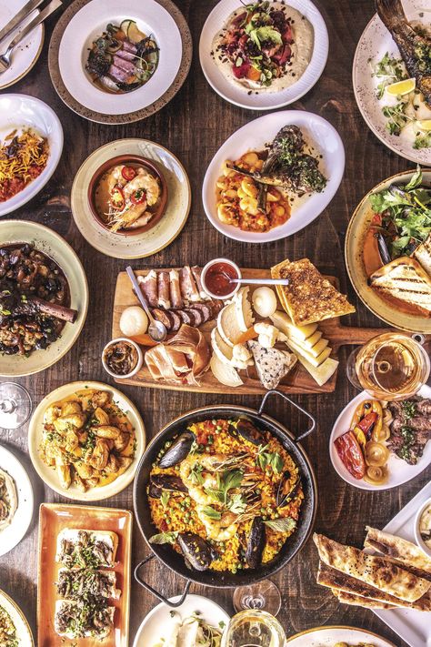 The 10 Best Brunch Spots in Atlanta Brunch In Atlanta Ga, Atlanta Brunch Spots, Places In Atlanta, Atlanta Brunch, Ladies Brunch, Atlanta Restaurants, Brunch Places, Boozy Brunch, Bottomless Brunch